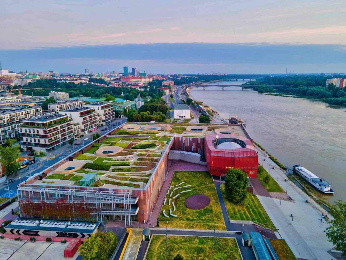 Gold 2 King Size Bed, Metro X2 Free Wifi, 50'tv Netflix, Hbo, Appletv+ * Warsaw