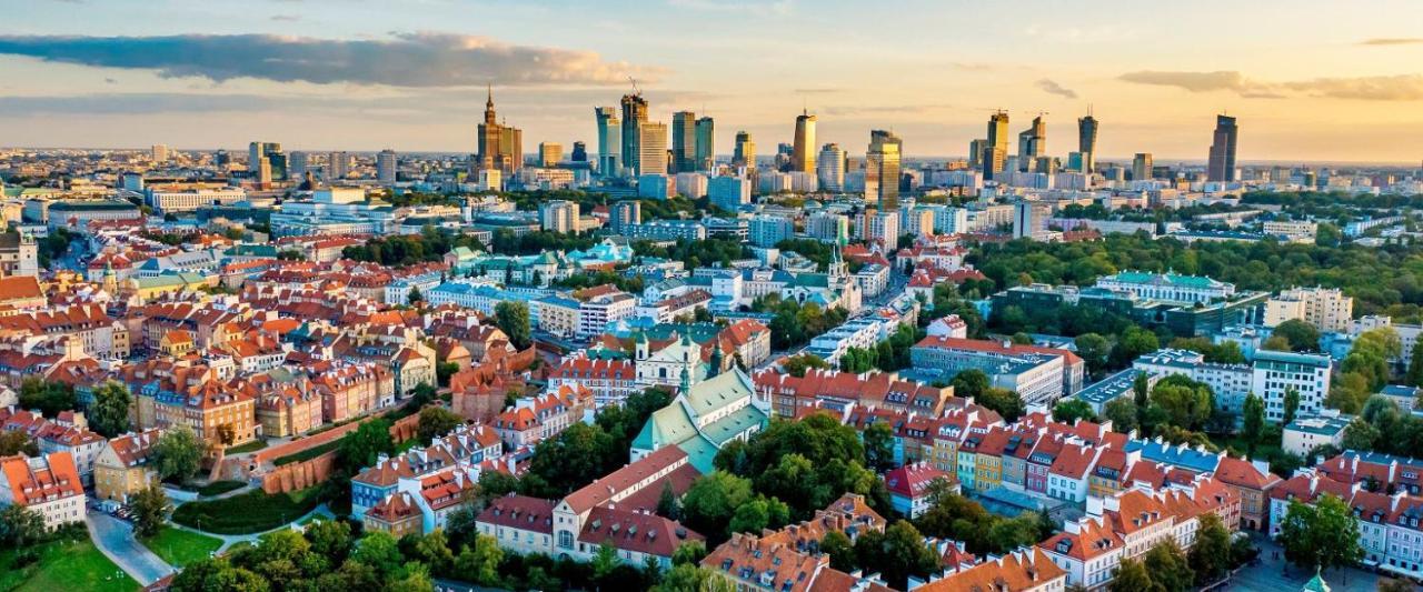 Gold 2 King Size Bed, Metro X2 Free Wifi, 50'tv Netflix, Hbo, Appletv+ * Warsaw